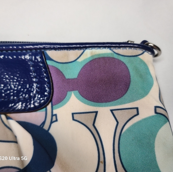 Coach Vintage Poppy Purple, Blue & Teal Monogram Wristlet - Picture 7 of 9